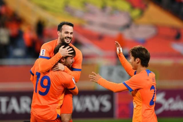 V体育-困境之中两胜不易 中超三强跻身亚冠东亚区八强